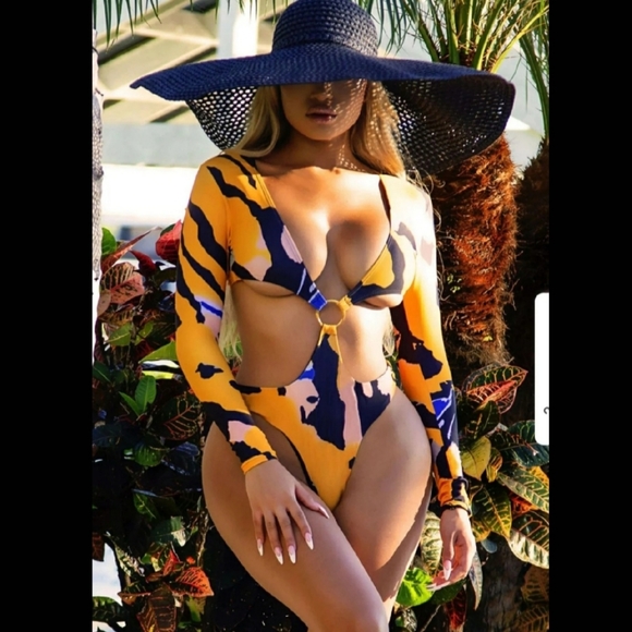 Matte Collection Other - One piece cut out swimsuit suit